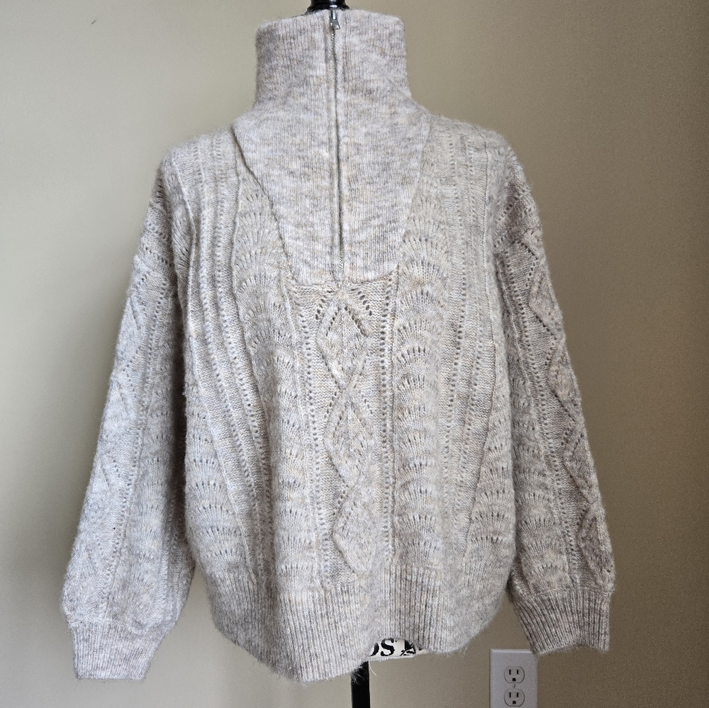 Little Lies Mock Neck Sweater Womens M/L Oatmeal 1/4 Zip Pullover